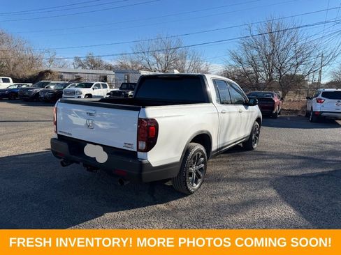 Used 2023 Honda Ridgeline Sport image 7