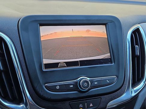 Used 2023 Chevrolet Equinox LS w/ Sport Edition image 27