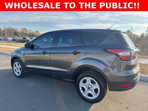 Used 2018 Ford Escape S image 6