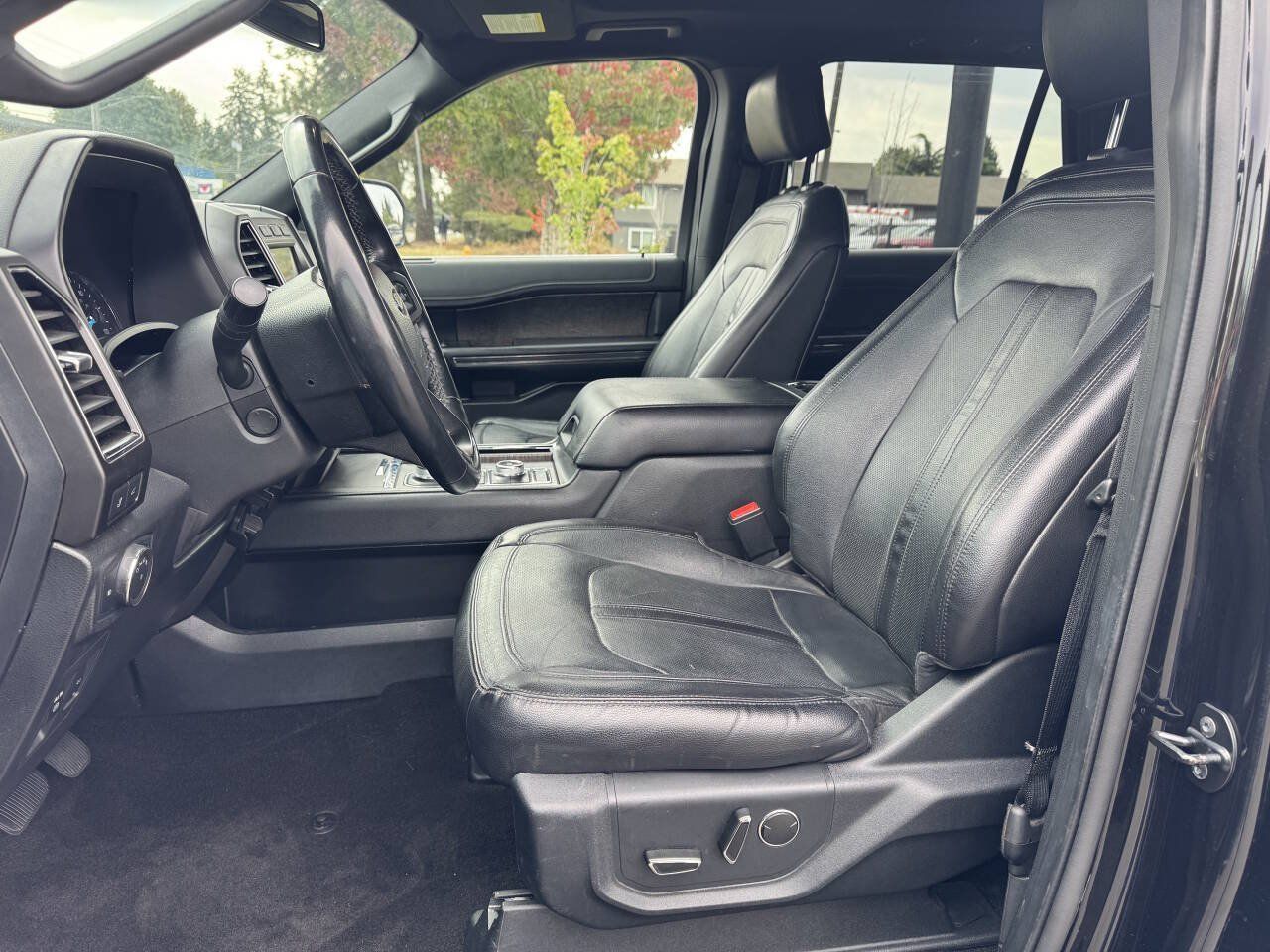 Used 2020 Ford Expedition Max Limited AWD/4WD image 14