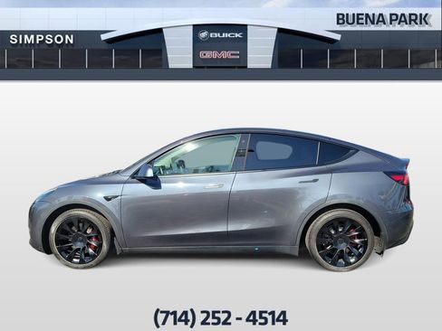 Used 2021 Tesla Model Y Long Range AWD/4WD image 5