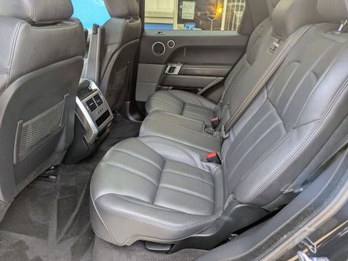 Used 2017 Land Rover Range Rover Sport HSE AWD/4WD image 7