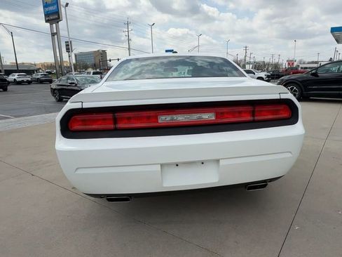 Used 2013 Dodge Challenger R/T image 7