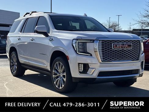 Used 2024 GMC Yukon Denali w/ Max Trailering Package image 1