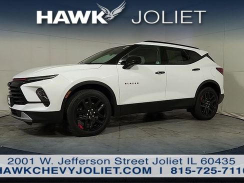 Used 2023 Chevrolet Blazer LT w/ Convenience Package AWD/4WD image 4
