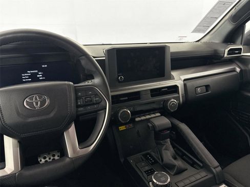 Certified 2025 Toyota 4Runner TRD Sport image 31