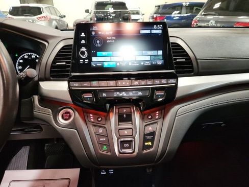 Used 2025 Honda Odyssey Sport-L image 14