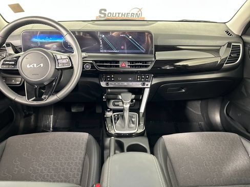 Used 2024 Kia Seltos S FWD image 17