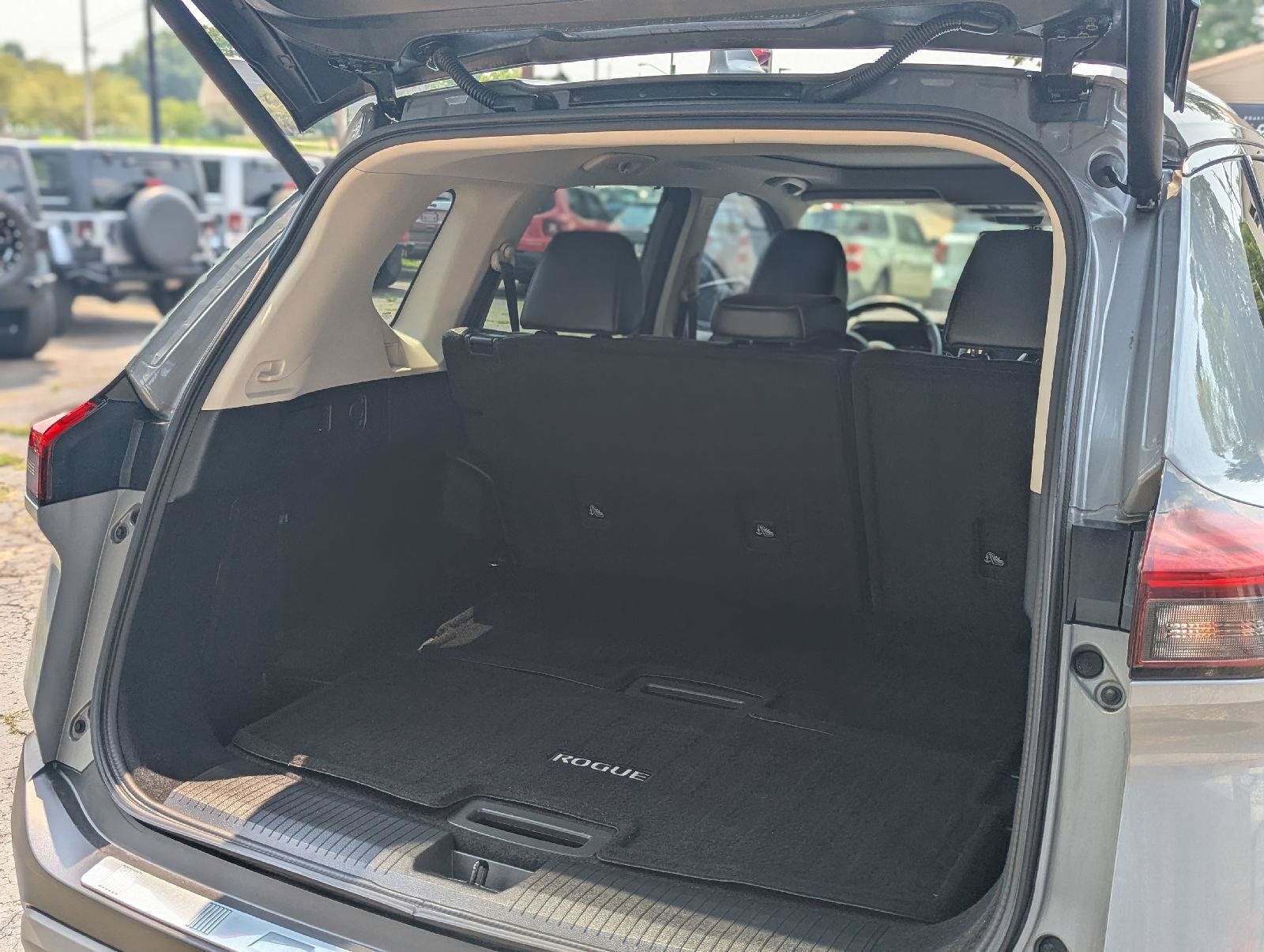 Used 2021 Nissan Rogue SL AWD/4WD image 40
