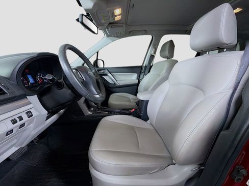 Used 2015 Subaru Forester 2.5i Touring w/ Eyesight & Navigation System AWD/4WD image 12