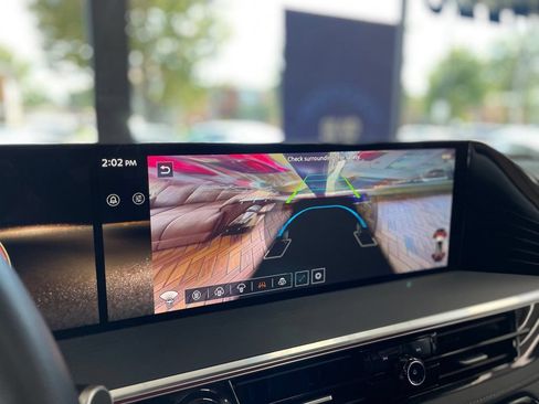 Used 2025 INFINITI QX80 Sensory AWD/4WD image 45