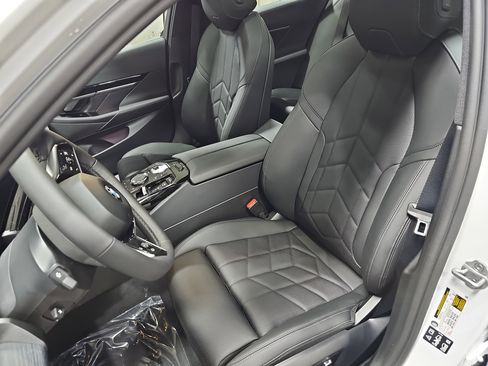 New 2026 BMW 530i xDrive AWD/4WD image 15