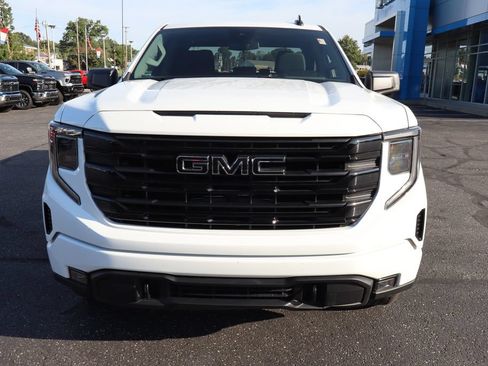 Used 2023 GMC Sierra 1500 Elevation w/ LPO, Elevation Black Package AWD/4WD image 26