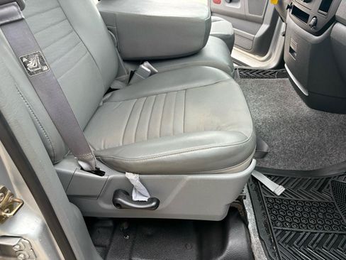 Used 2007 Dodge Ram 1500 Truck ST RWD image 33