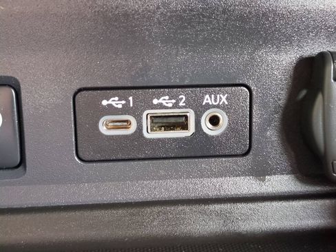 Used 2025 Nissan Sentra SV FWD image 20
