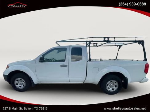 Used 2019 Nissan Frontier S image 1