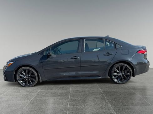 Used 2024 Toyota Corolla SE image 2