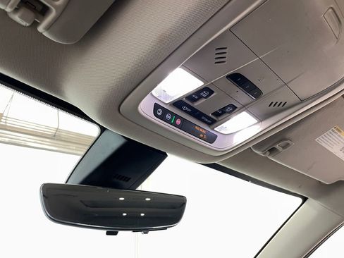 Used 2021 GMC Acadia Denali w/ Denali Ultimate Package image 27