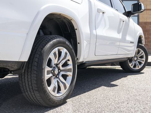 Used 2023 RAM 1500 Limited AWD/4WD image 11