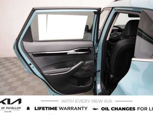 New 2026 Kia Seltos EX AWD/4WD image 11