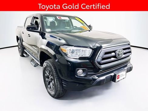 Certified 2023 Toyota Tacoma SR5 image 1