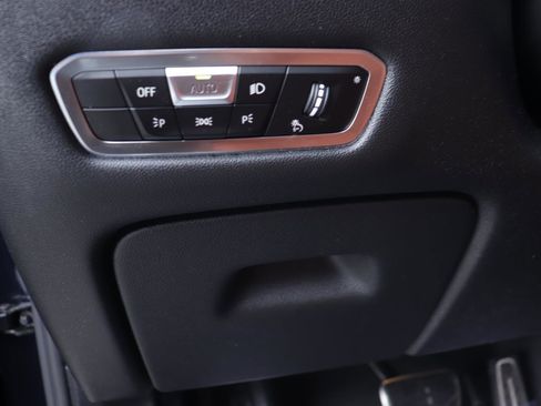 Used 2022 BMW X5 xDrive40i w/ M Sport Package AWD/4WD image 24