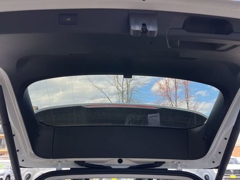 New 2026 Volkswagen Tiguan SE image 17