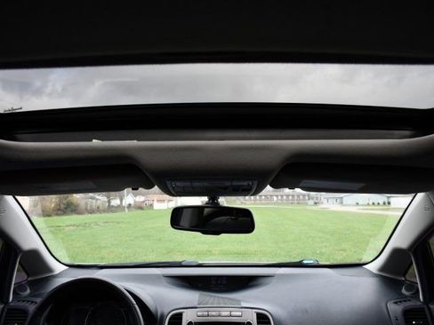 Used 2014 Toyota Venza XLE w/ XLE Premium Package image 25