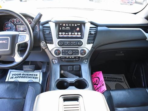 Used 2016 GMC Yukon XL SLT w/ Open Road Package image 19