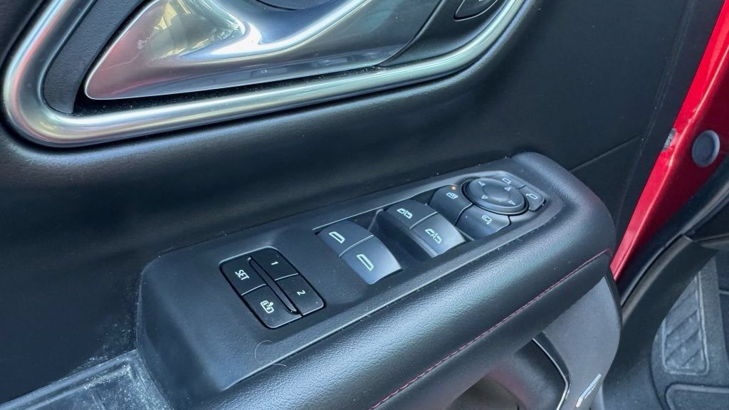 Used 2024 Chevrolet Suburban RST w/ Luxury Package AWD/4WD image 16
