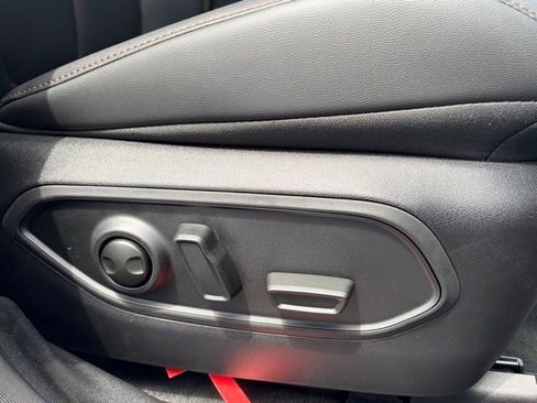 New 2026 Jeep Cherokee Limited AWD/4WD image 25