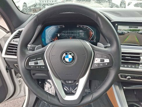 Used 2022 BMW X5 xDrive40i w/ Parking Assistance Package AWD/4WD image 21