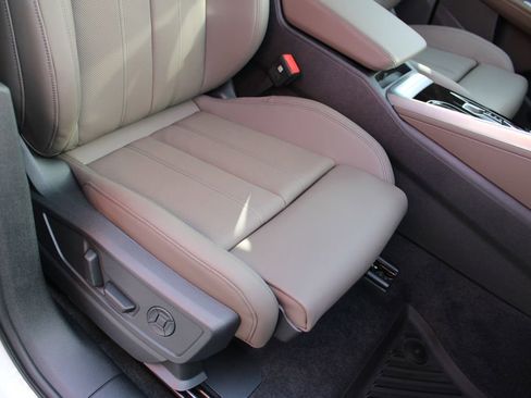 New 2025 Audi Q5 Premium Plus AWD/4WD image 22