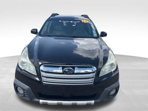 Used 2014 Subaru Outback 2.5i Limited w/ Moonroof Package image 3