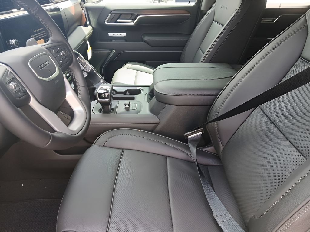 New 2026 GMC Sierra 1500 Denali AWD/4WD image 9