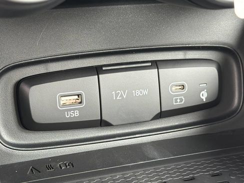 New 2026 Hyundai Venue SEL FWD image 32