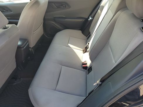 Certified 2025 Toyota Prius LE FWD image 12