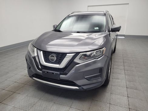 Used 2018 Nissan Rogue SV w/ Premium Package FWD image 15