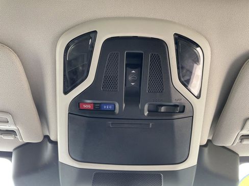 Used 2025 Subaru Outback Onyx Edition image 6