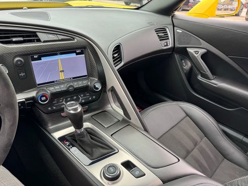 Used 2015 Chevrolet Corvette Z06 w/ Z07 Performance Package image 51
