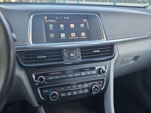 Used 2017 Kia Optima EX w/ Technology Package image 35