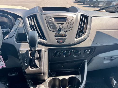 Used 2019 Ford Transit 250 130 Medium Roof image 39