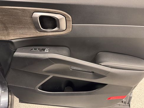 Used 2021 Kia Sorento EX image 29