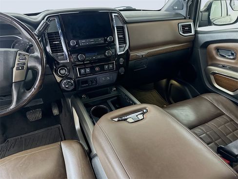Used 2020 Nissan Titan Platinum Reserve w/ Moonroof Package image 19