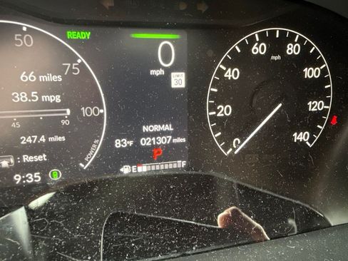 Used 2025 Honda CR-V Sport image 13