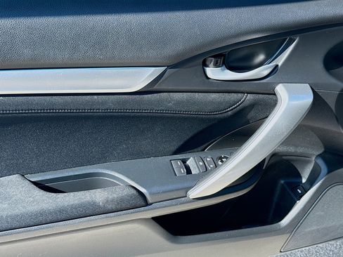 Used 2020 Honda Civic EX image 15