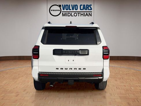 Used 2025 Toyota 4Runner SR5 image 21