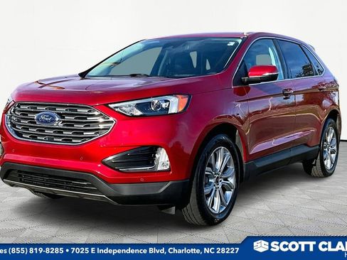 Used 2024 Ford Edge Titanium image 3