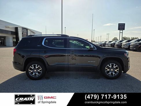 Used 2023 GMC Acadia SLT AWD/4WD image 9