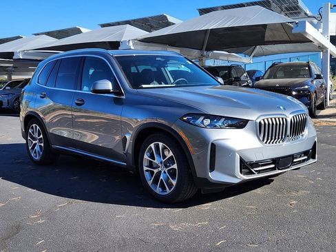 Used 2026 BMW X5 xDrive50e AWD/4WD image 5